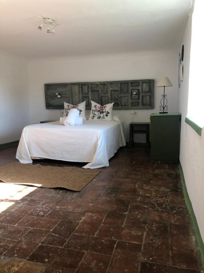 Casa Del Almezo Guest House Almodóvar del Río Eksteriør bilde